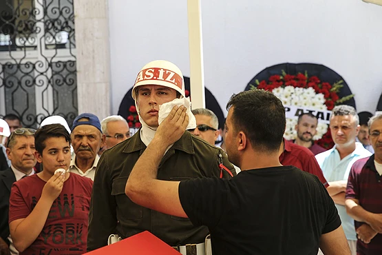 Şehit Piyade Er Sevinç son yolculuğuna uğurlandı